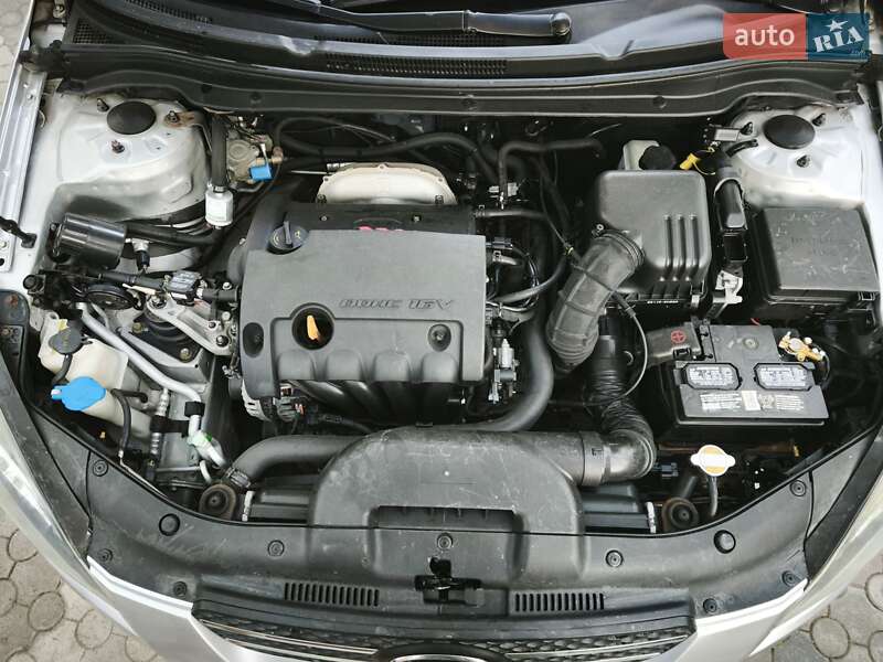 Хэтчбек Kia ProCeed 2009 в Корсуне-Шевченковском