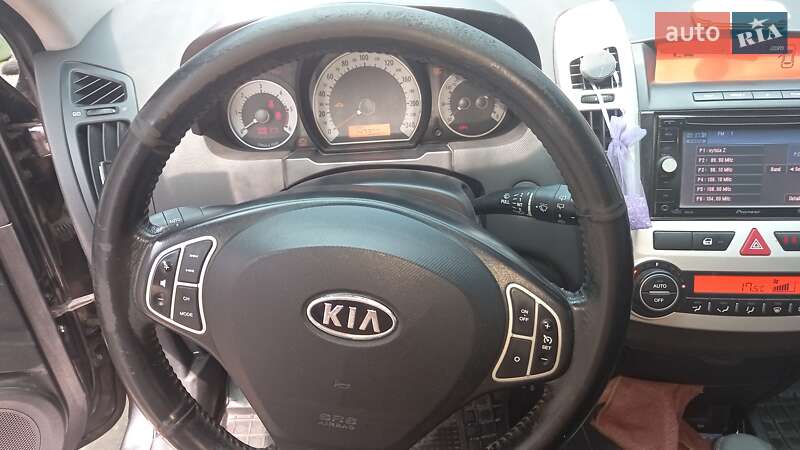 Хэтчбек Kia ProCeed 2008 в Вольнянске