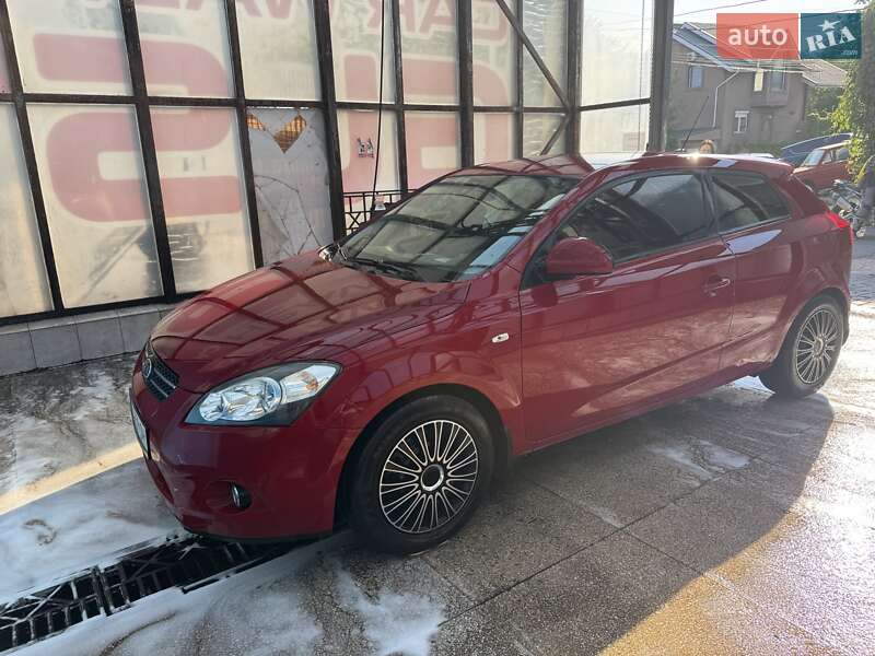Хэтчбек Kia ProCeed 2008 в Днепре