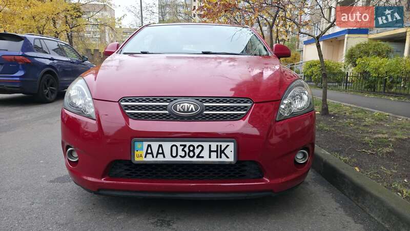 Хэтчбек Kia ProCeed 2008 в Киеве