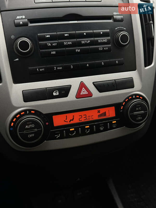 Хэтчбек Kia ProCeed 2008 в Житомире