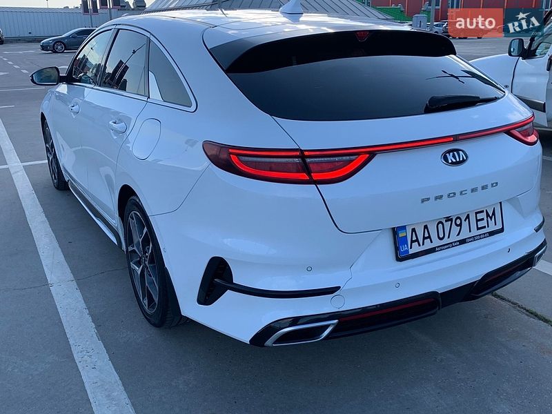 Универсал Kia ProCeed 2019 в Киеве