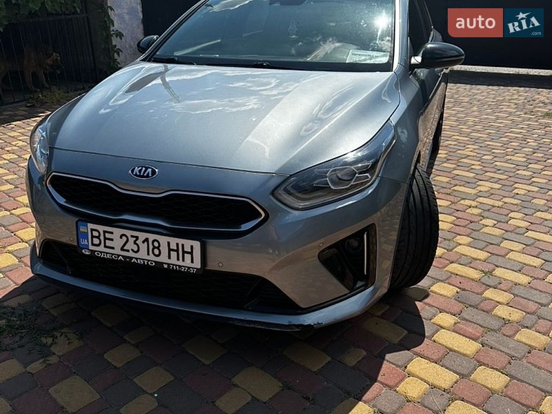 Kia ProCeed 2019