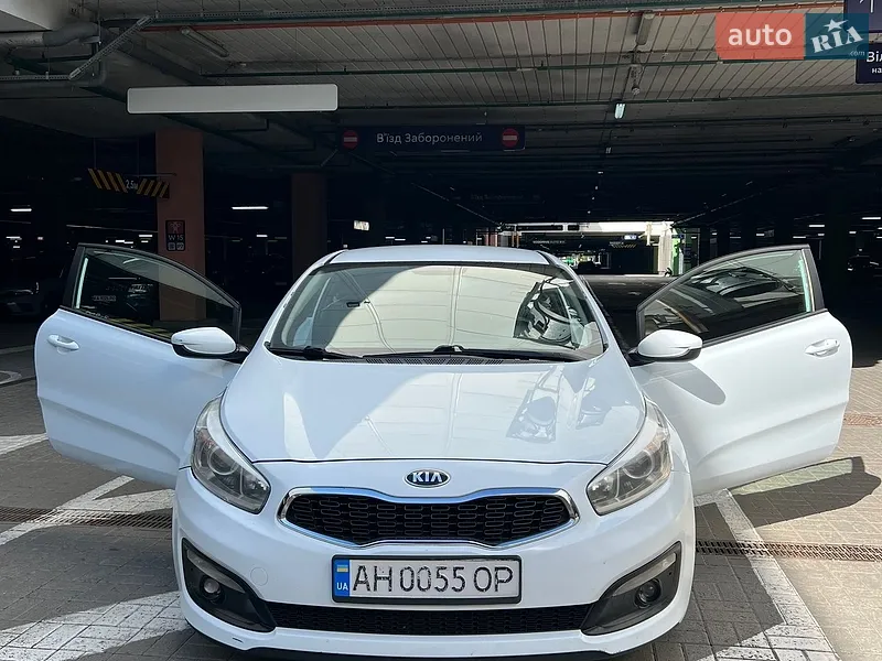 Kia ProCeed