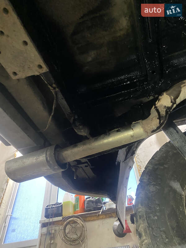 Позашляховик / Кросовер Kia Retona 2000 в Іршаві