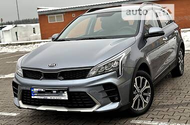 Позашляховик / Кросовер Kia Rio X-Line 2021 в 
