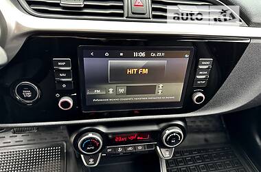 Позашляховик / Кросовер Kia Rio X-Line 2021 в 