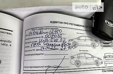 Позашляховик / Кросовер Kia Rio X-Line 2021 в 