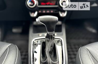 Позашляховик / Кросовер Kia Rio X-Line 2021 в 