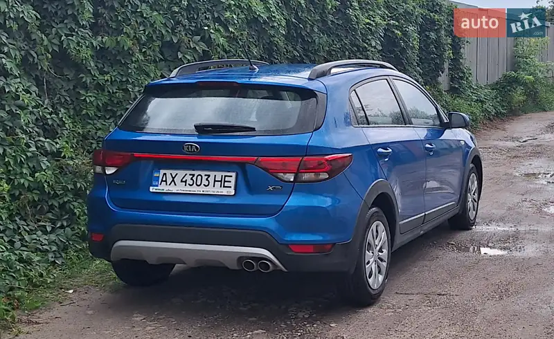 Позашляховик / Кросовер Kia Rio X-Line 2018 в 