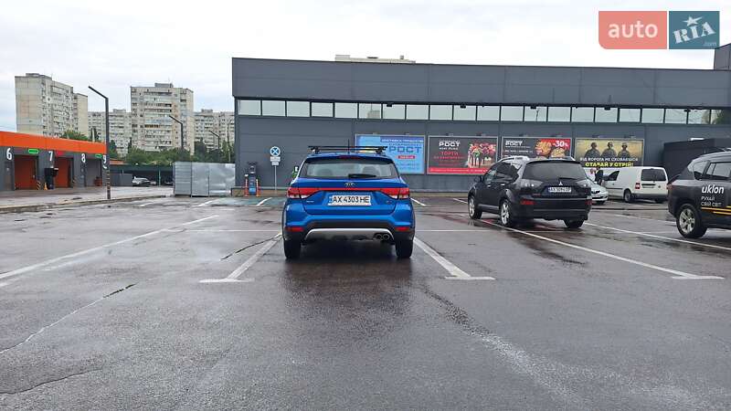 Внедорожник / Кроссовер Kia Rio X-Line 2018 в Харькове