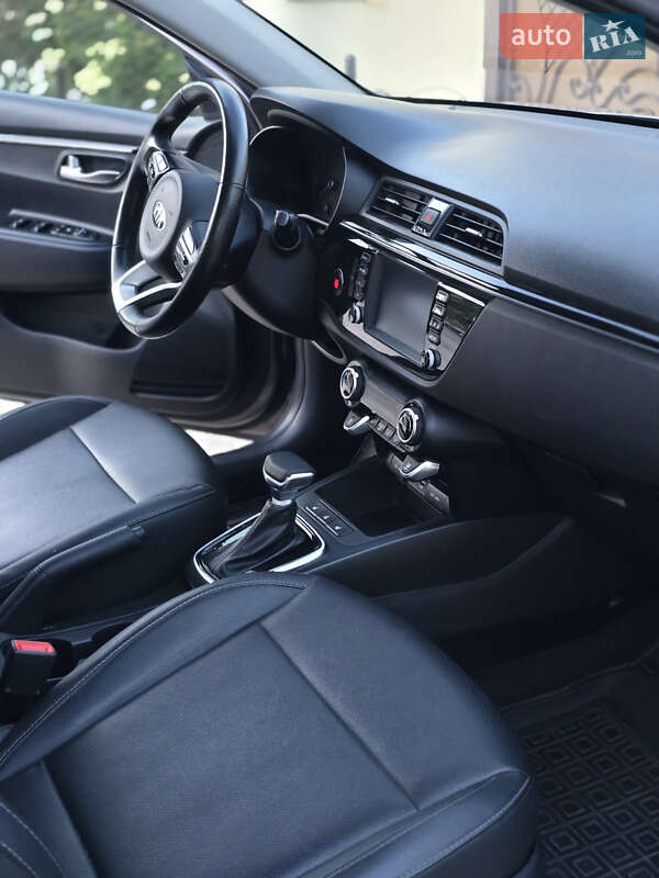 Внедорожник / Кроссовер Kia Rio X-Line 2018 в Болграде