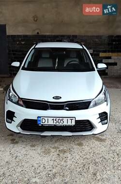 Внедорожник / Кроссовер Kia Rio X-Line 2021 в 