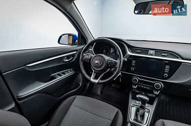 Хэтчбек Kia Rio X-Line 2021 в 