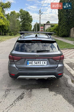 Внедорожник / Кроссовер Kia Rio X-Line 2018 в 