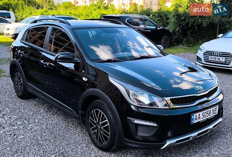 Внедорожник / Кроссовер Kia Rio X-Line 2018 в Ужгороде