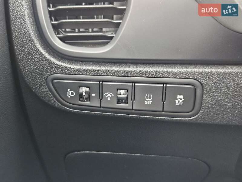 Внедорожник / Кроссовер Kia Rio X-Line 2021 в Киеве фото 32 Внедорожник / Кроссовер Kia Rio X-Line 2021 в Киеве