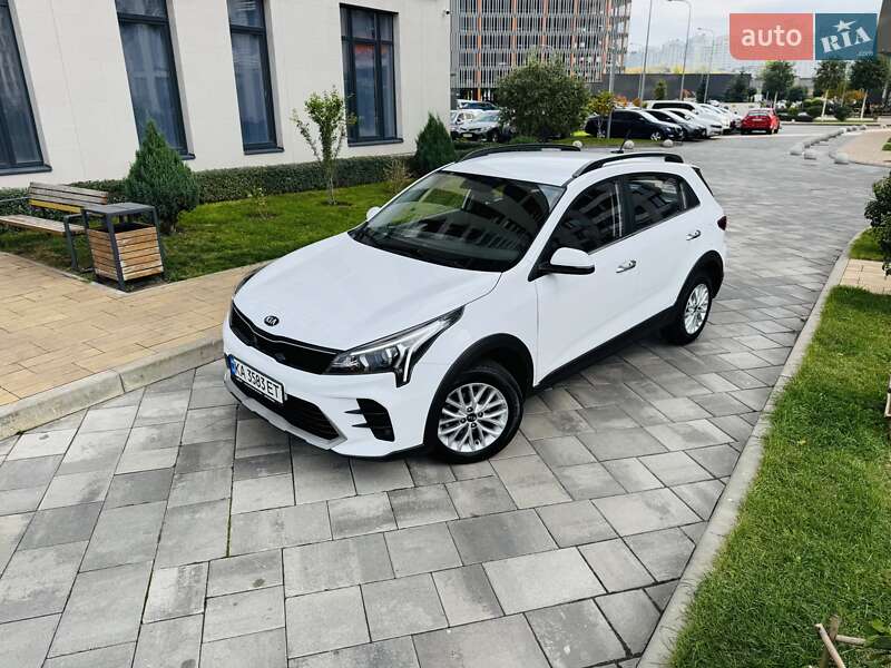 Kia Rio X-Line 2021