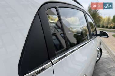 Внедорожник / Кроссовер Kia Rio X-Line 2021 в 