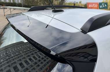 Внедорожник / Кроссовер Kia Rio X-Line 2021 в 