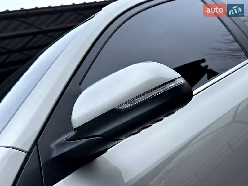 Внедорожник / Кроссовер Kia Rio X-Line 2018 в Одессе