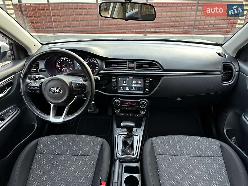 Внедорожник / Кроссовер Kia Rio X-Line 2018 в Одессе