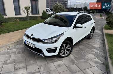 Внедорожник / Кроссовер Kia Rio X-Line 2018 в Киеве