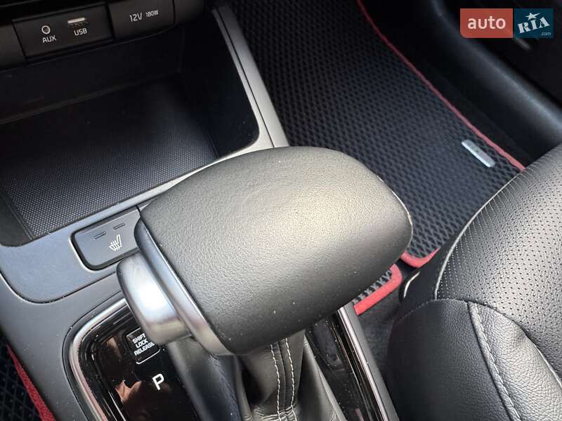 Позашляховик / Кросовер Kia Rio X-Line 2018 в Києві фото 57 Позашляховик / Кросовер Kia Rio X-Line 2018 в Києві