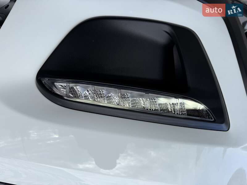 Внедорожник / Кроссовер Kia Rio X-Line 2018 в Киеве