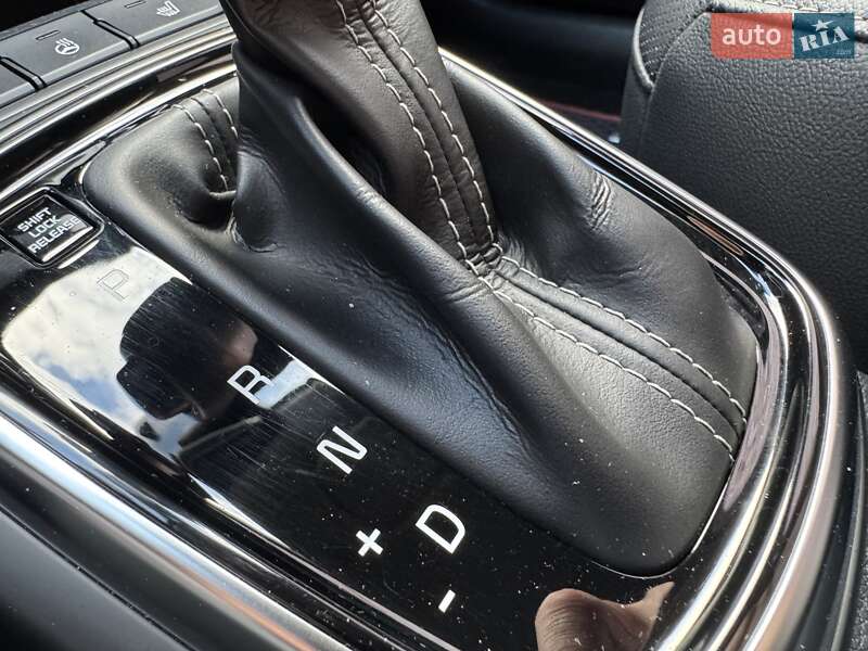 Внедорожник / Кроссовер Kia Rio X-Line 2018 в Киеве