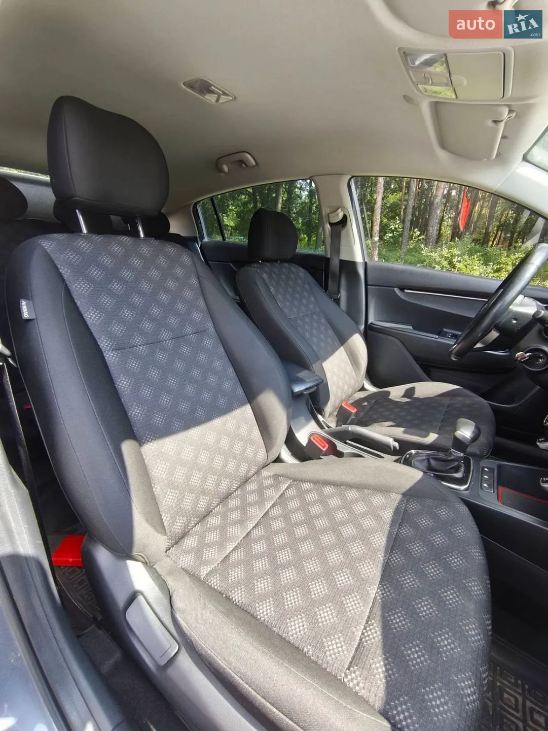 2018 Kia Rio - мініатюра 27