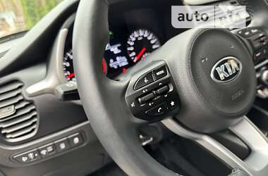 Позашляховик / Кросовер Kia Rio X 2021 в Києві