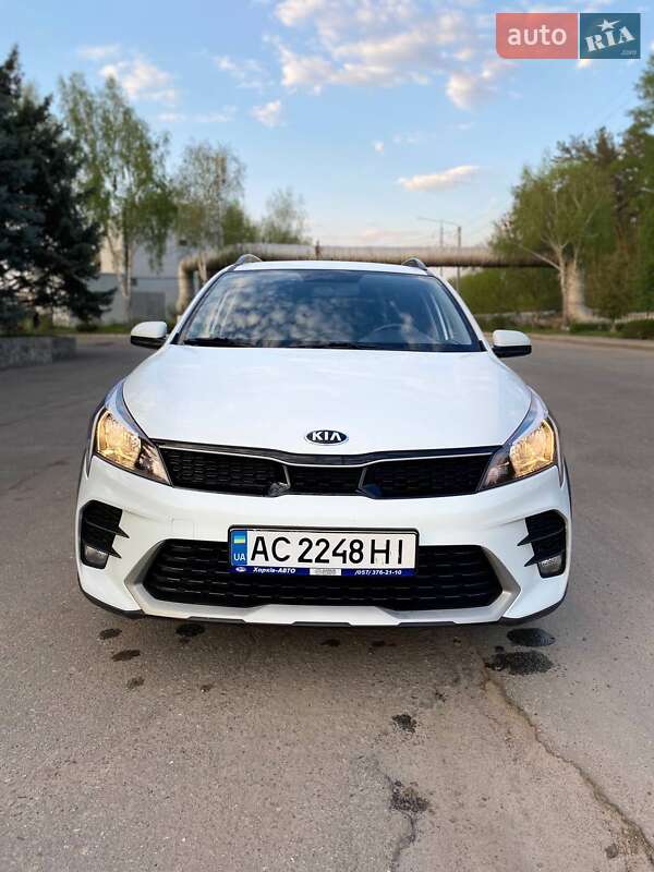 Внедорожник / Кроссовер Kia Rio X 2021 в Харькове