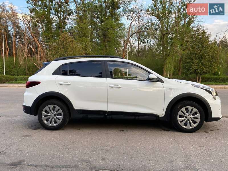 Внедорожник / Кроссовер Kia Rio X 2021 в Харькове