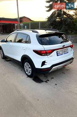 Внедорожник / Кроссовер Kia Rio X 2021 в 