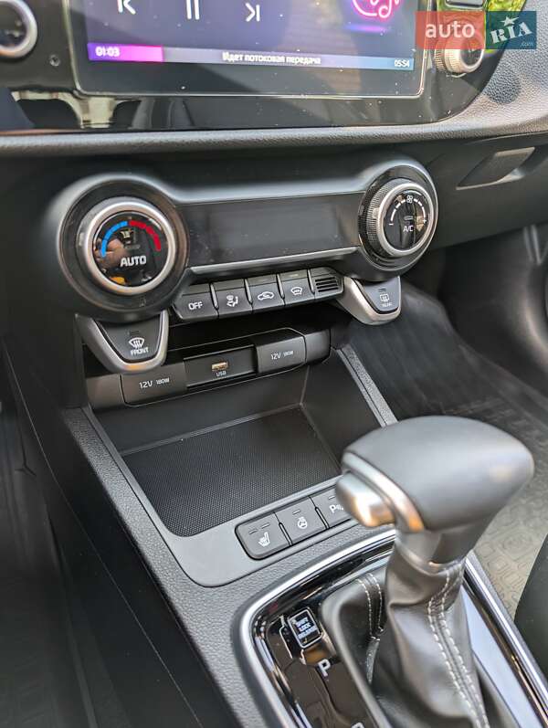 Позашляховик / Кросовер Kia Rio X 2021 в Ужгороді