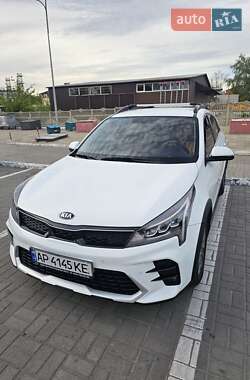 Позашляховик / Кросовер Kia Rio X 2021 в 