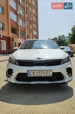 Внедорожник / Кроссовер Kia Rio X 2021 в 