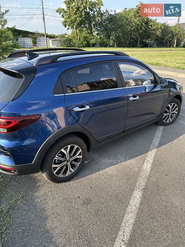 Позашляховик / Кросовер Kia Rio X 2022 в Борисполі