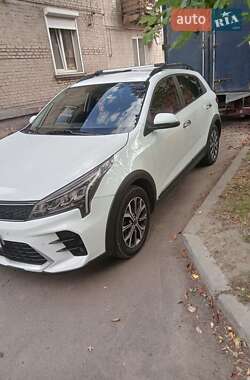 Внедорожник / Кроссовер Kia Rio X 2021 в 