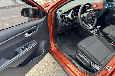 Внедорожник / Кроссовер Kia Rio X 2021 в 