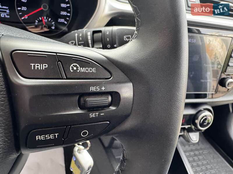 Внедорожник / Кроссовер Kia Rio X 2021 в Киеве