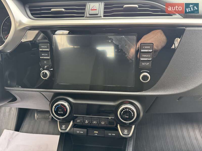 Внедорожник / Кроссовер Kia Rio X 2021 в Киеве