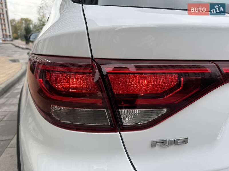 Внедорожник / Кроссовер Kia Rio X 2021 в Киеве