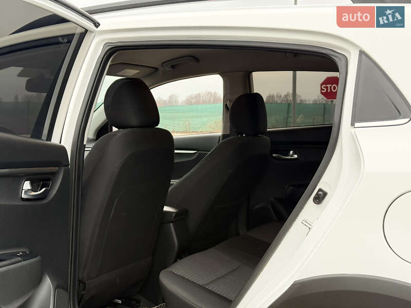 Позашляховик / Кросовер Kia Rio X 2022 в Мені фото 22 Позашляховик / Кросовер Kia Rio X 2022 в Мені