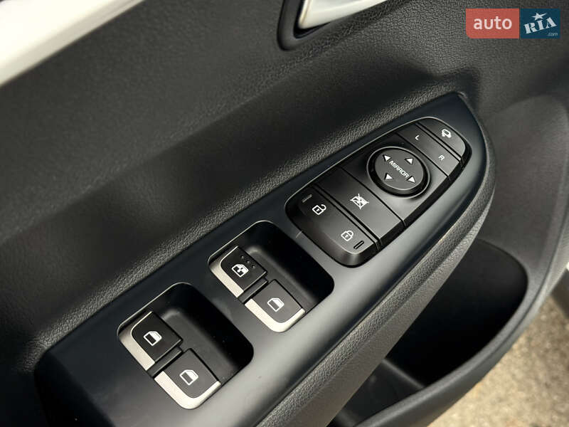 Позашляховик / Кросовер Kia Rio X 2022 в Мені фото 23 Позашляховик / Кросовер Kia Rio X 2022 в Мені