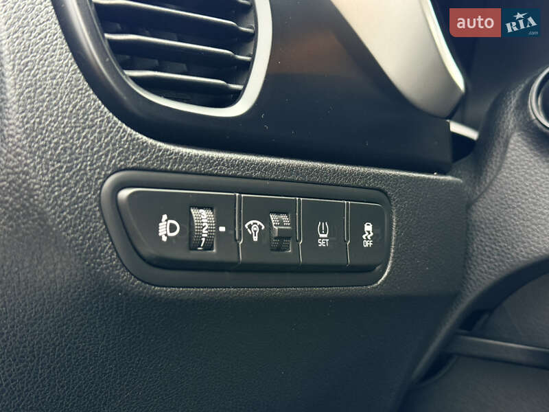 Позашляховик / Кросовер Kia Rio X 2022 в Мені фото 28 Позашляховик / Кросовер Kia Rio X 2022 в Мені