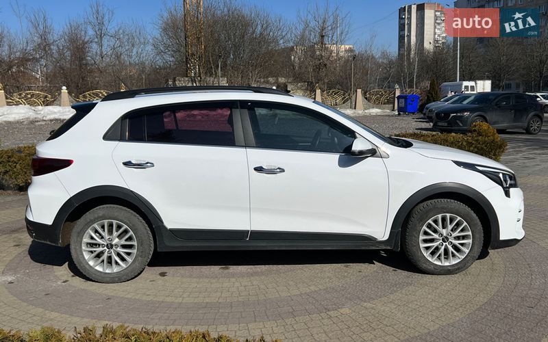 Внедорожник / Кроссовер Kia Rio X 2022 в Львове
