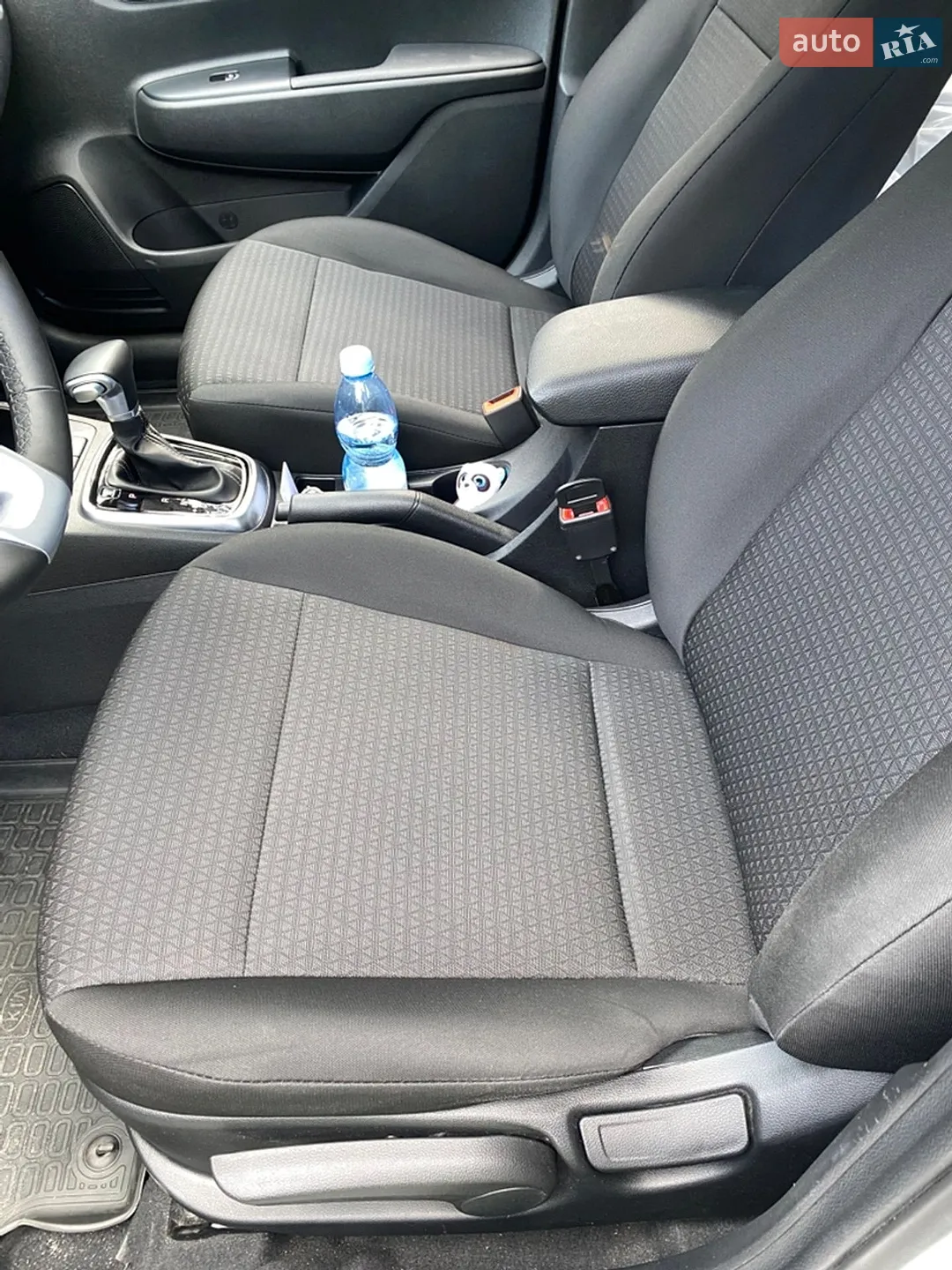 2021 Kia Rio - мініатюра 41