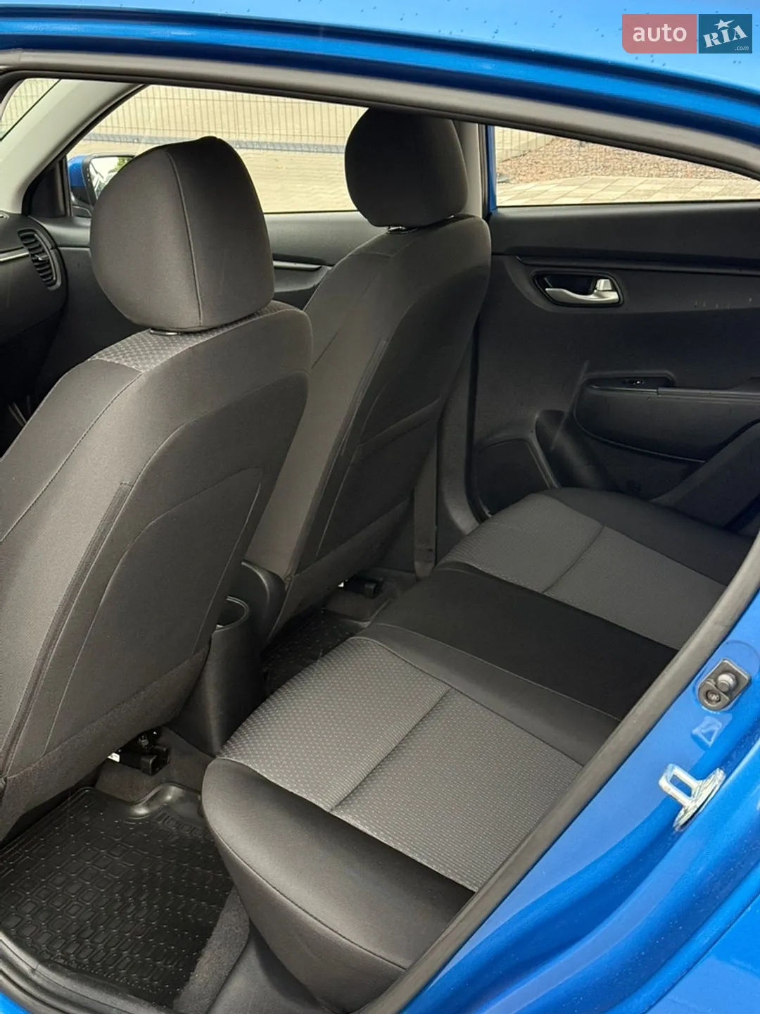 2021 Kia Rio - мініатюра 16